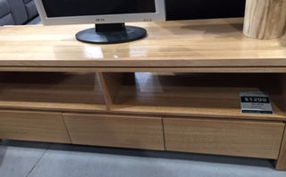 Tassie Oak Coonawarra TV Unit
